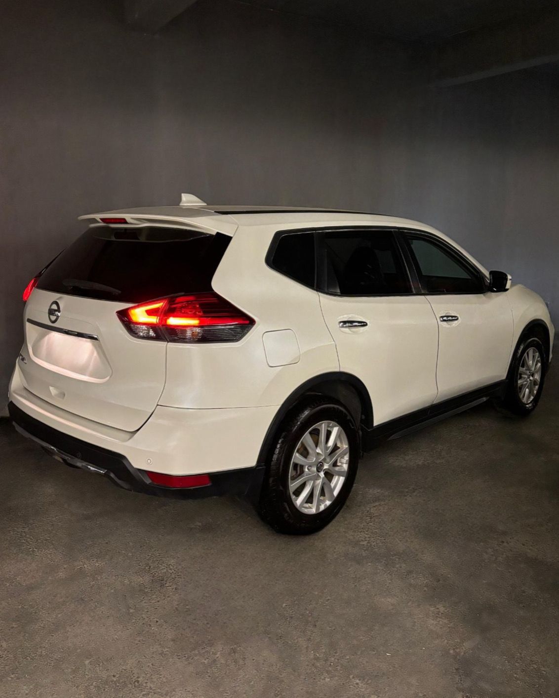 NISSAN  X-TRAIL 🇯🇵 4